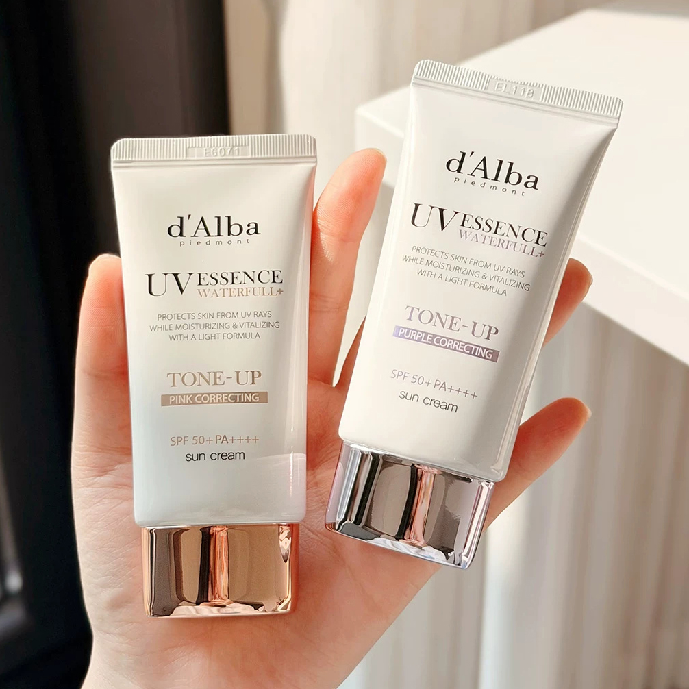 D'Alba UV Essence Waterfull Su - đánh giá và giá Luxury Skincare Brands